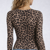 Bluza cu cașmir și modal cu decolteu bărcuță animal print BL005